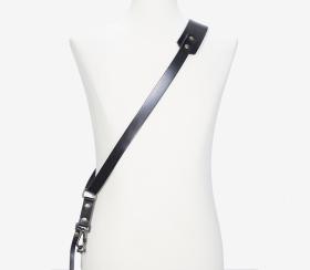 Madrid Small | Sling Strap| Made in Spain Black